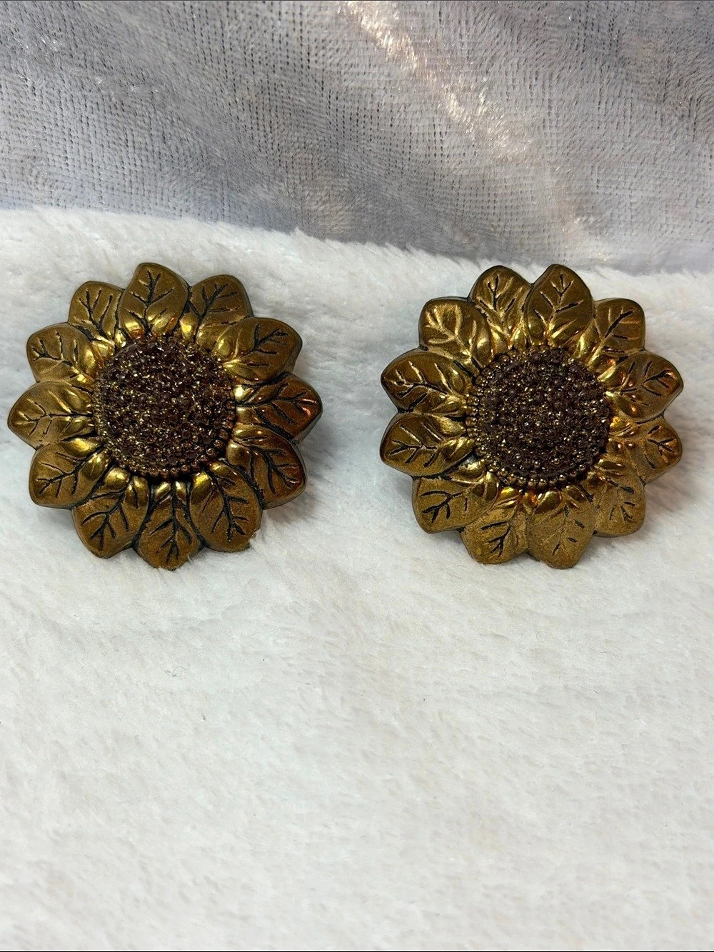 Vintage Gold Flower Pierced Earrings